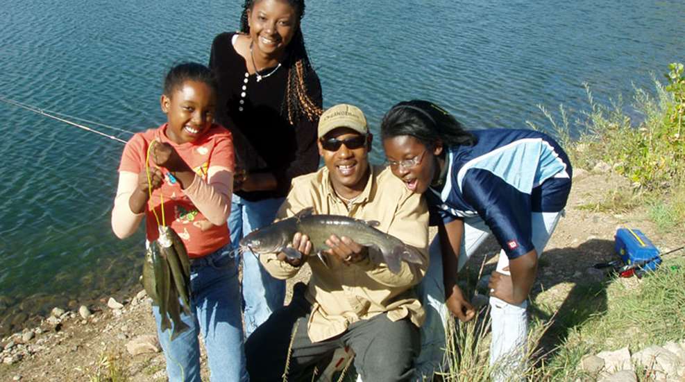 fishing_family_fx.jpg