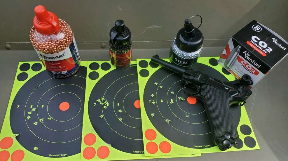 P08 Targets And Gun