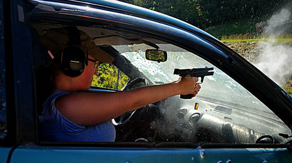 defhandgun.jpg