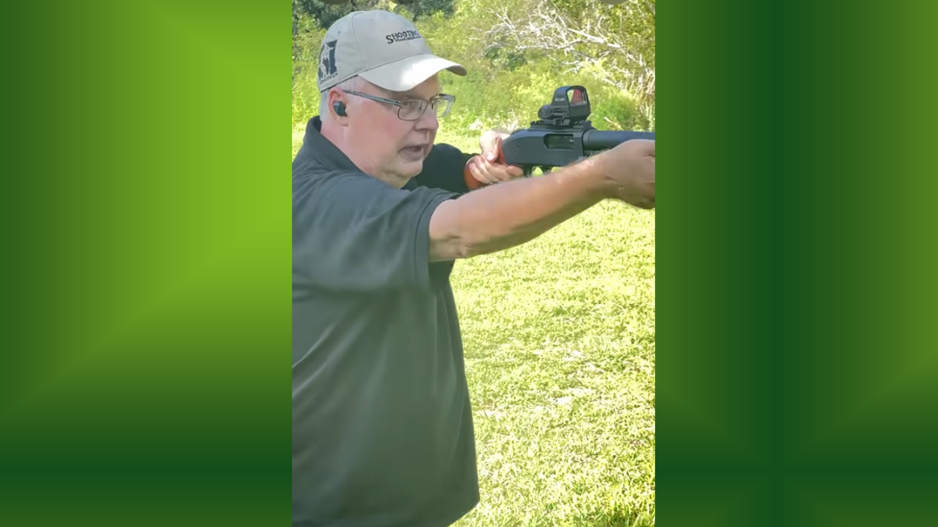 Home-Defense Minute: How to Use a Mossberg Nightstick "Firearm" | NRA Family