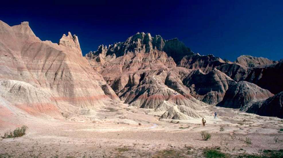 badlands.jpg
