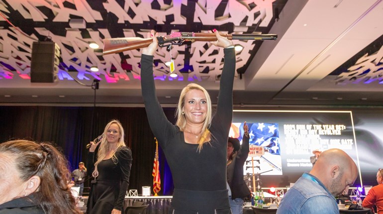 NRA Foundation Banquet & Auction at NRA Show Brings Camaraderie, Celebrities, Success | NRA Family