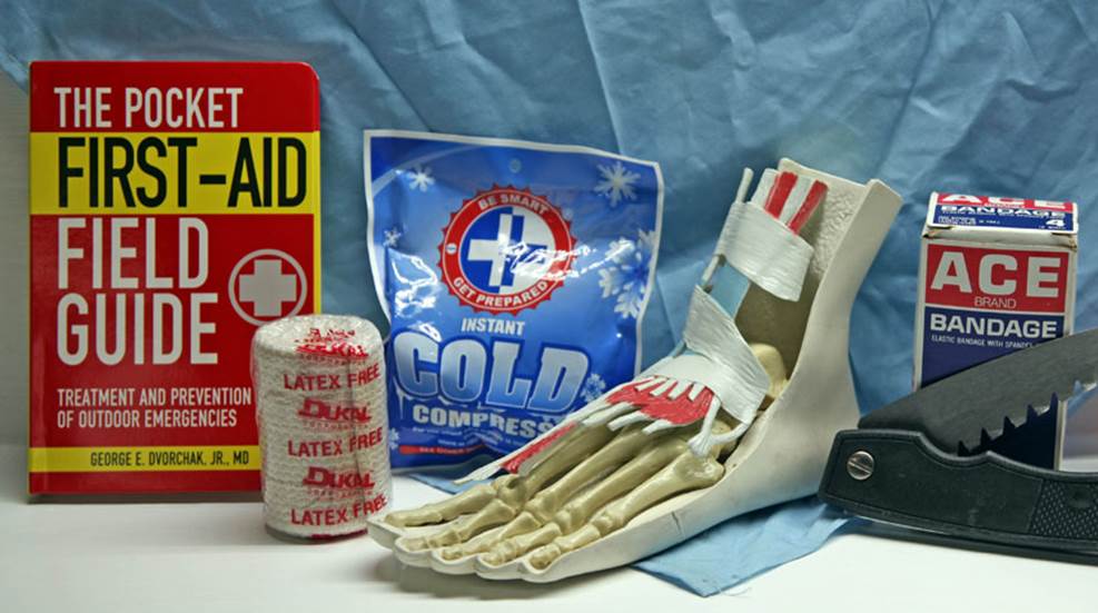 fracture-sprain-treatment-gear-707-dvorchak.jpg